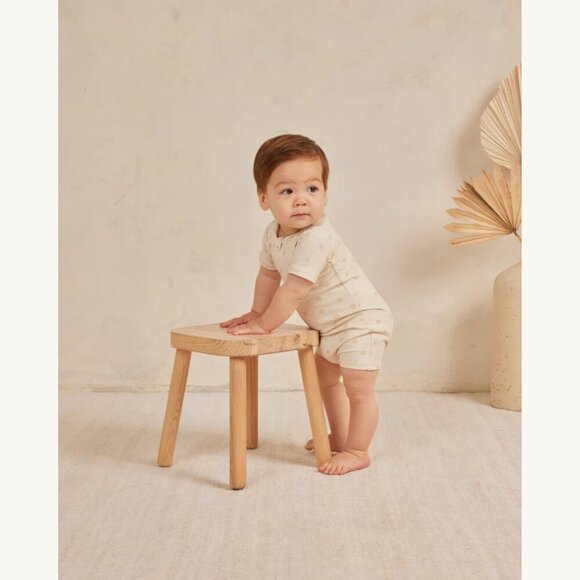 NWT - Quincy Mae sun rashguard and matching sun hat set - Picture 2 of 2